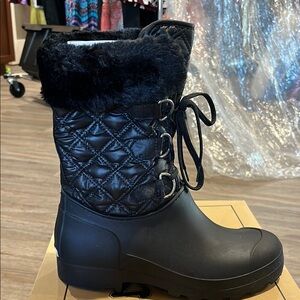 Dirty Laundry Women's Black Quilted Winter Boots